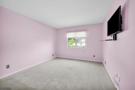 72 Agawam Drive Wayne NJ 07470