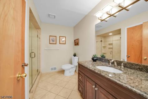 72 Agawam Drive Wayne NJ 07470