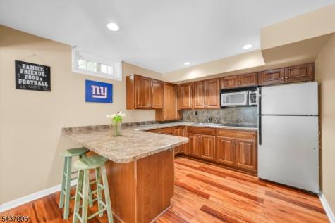 72 Agawam Drive Wayne NJ 07470
