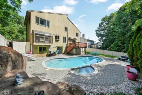 72 Agawam Drive Wayne NJ 07470