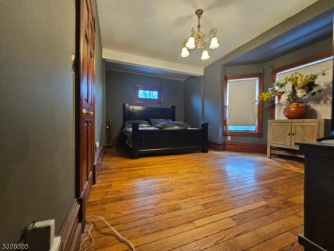 608 3RD Street Belvidere NJ 07823