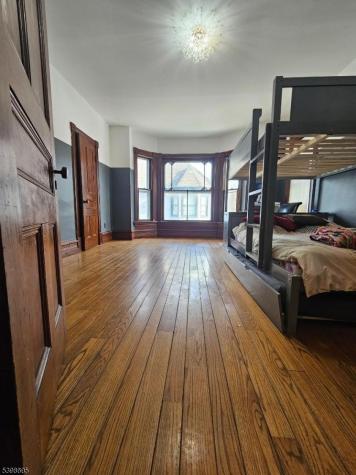 608 3RD Street Belvidere NJ 07823