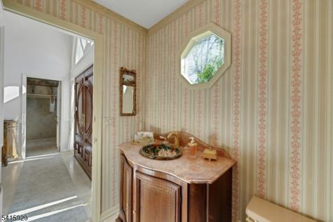 510 Hampton Hill Road Franklin Lakes NJ 07417