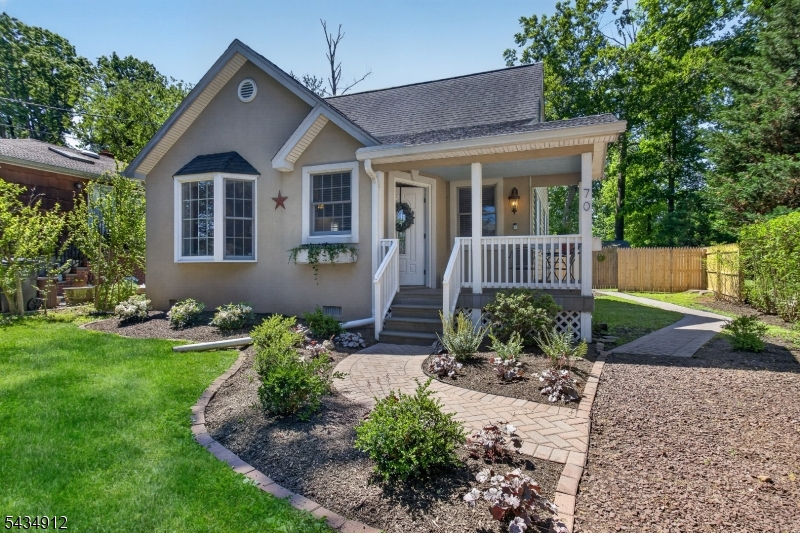 70 Berkley Avenue Woodbridge NJ 07067