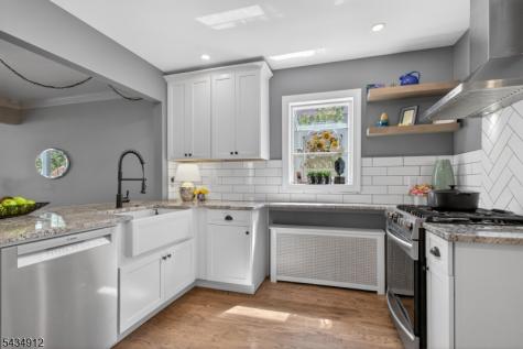70 Berkley Avenue Woodbridge NJ 07067