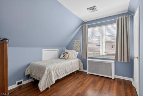 70 Berkley Avenue Woodbridge NJ 07067