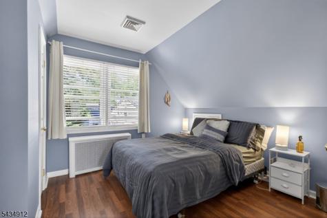 70 Berkley Avenue Woodbridge NJ 07067