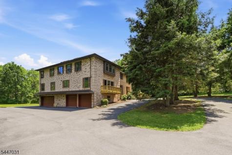351 Ridge Road Fredon NJ 07860