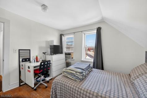 13 Sherman Place Clifton NJ 07011