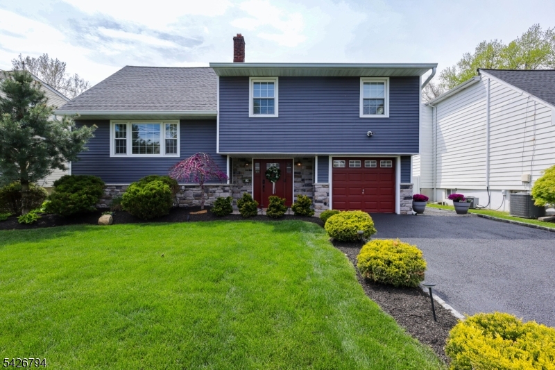 14 Dorset Drive Kenilworth NJ 07033