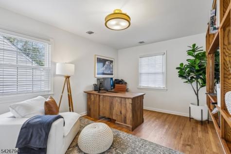 14 Dorset Drive Kenilworth NJ 07033
