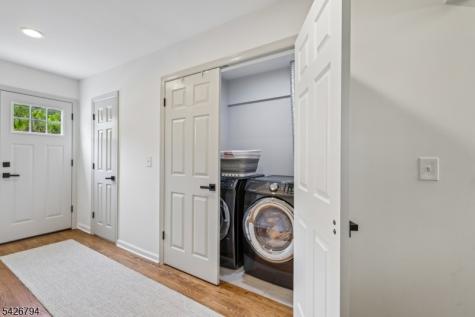14 Dorset Drive Kenilworth NJ 07033