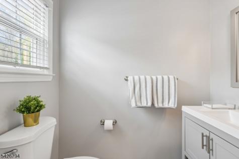 14 Dorset Drive Kenilworth NJ 07033