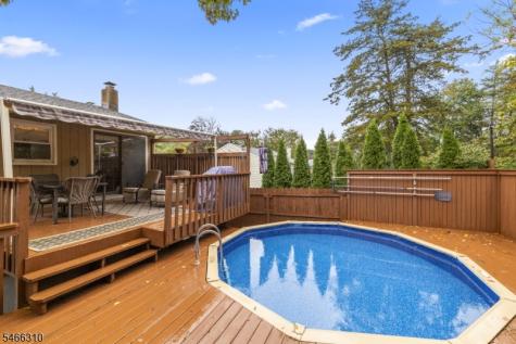 11 Vlietstra Drive Vernon NJ 07418