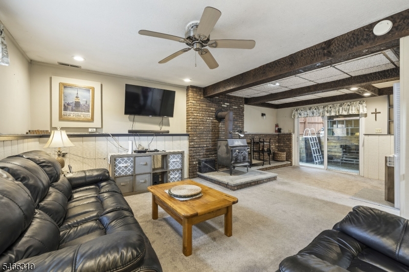 11 Vlietstra Drive Vernon NJ 07418