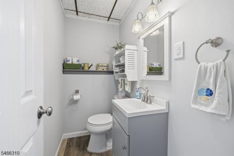 11 Vlietstra Drive Vernon NJ 07418