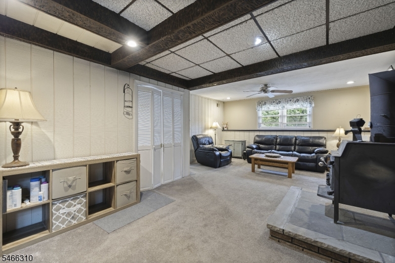 11 Vlietstra Drive Vernon NJ 07418