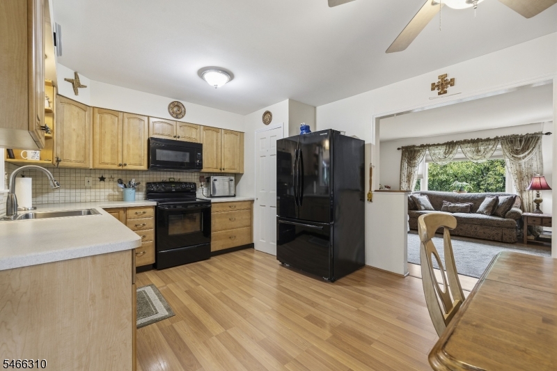 11 Vlietstra Drive Vernon NJ 07418