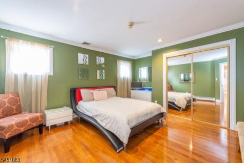 18 Nathan Drive Montville NJ 07082