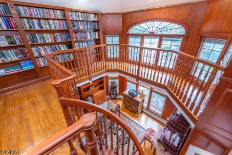 18 Nathan Drive Montville NJ 07082
