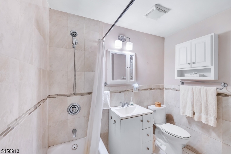 6 Barberry Street Vernon NJ 07418