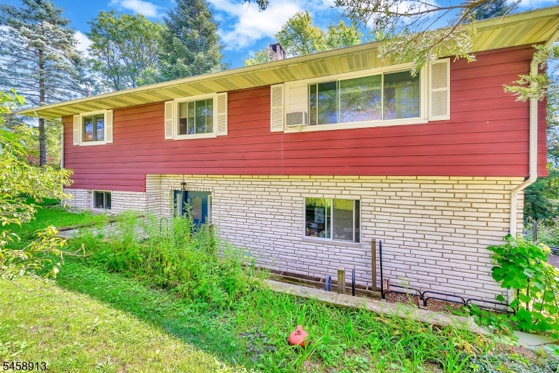 6 Barberry Street Vernon NJ 07418