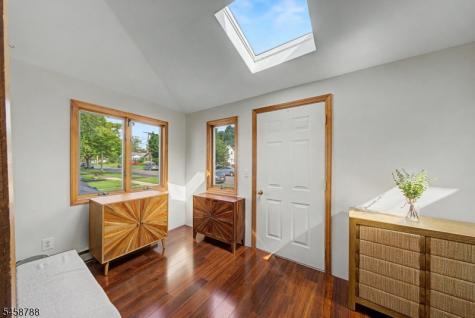 16 Jaqui Avenue Morris Plains NJ 07950