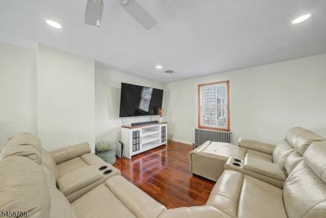 16 Jaqui Avenue Morris Plains NJ 07950