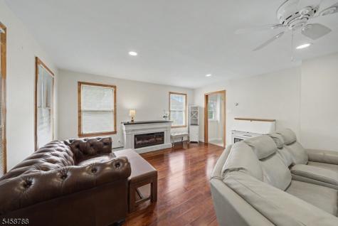 16 Jaqui Avenue Morris Plains NJ 07950