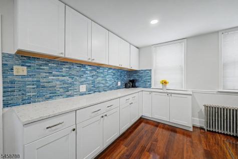 16 Jaqui Avenue Morris Plains NJ 07950