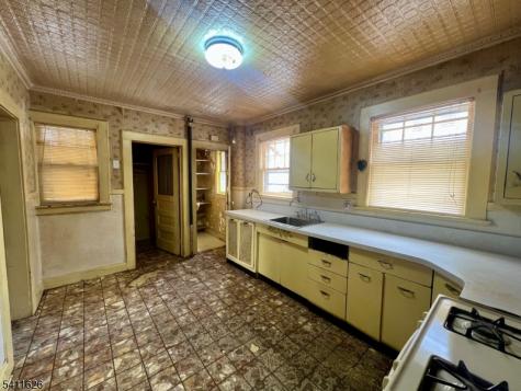 315 Rutledge Avenue East Orange NJ 07017