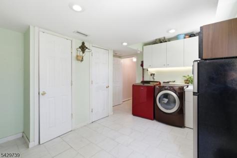 1622 Taylor Drive North Brunswick NJ 08902