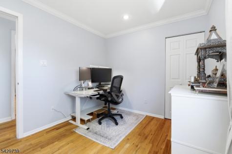 1622 Taylor Drive North Brunswick NJ 08902