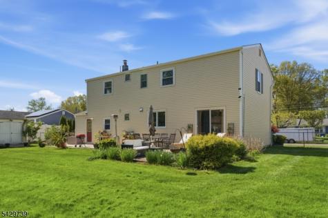 1622 Taylor Drive North Brunswick NJ 08902
