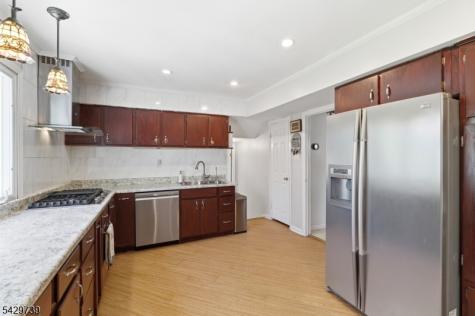 1622 Taylor Drive North Brunswick NJ 08902