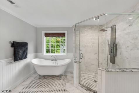 637 Mountain Avenue Berkeley Heights NJ 07922