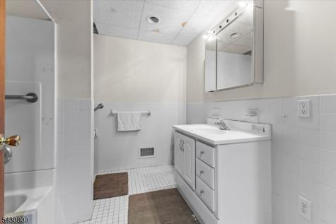 152 County Road 513 Alexandria NJ 08825