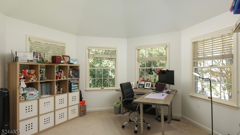 4 Dickinson Road Bernards NJ 07920