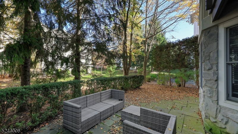 4 Dickinson Road Bernards NJ 07920
