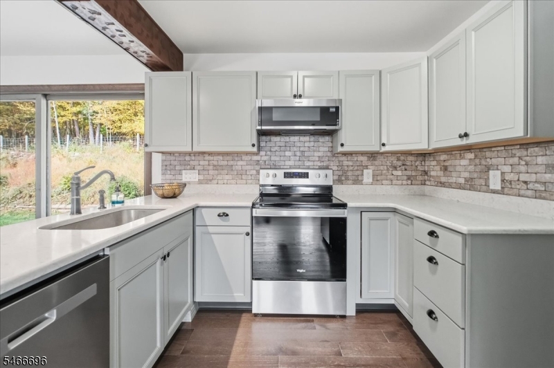 27 Degroat Road Wantage NJ 07461