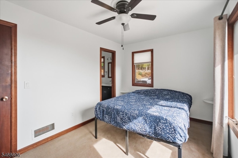 27 Degroat Road Wantage NJ 07461