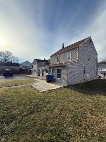 36 Willow Avenue Bloomsbury NJ 08804
