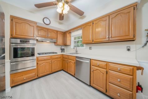 51 Hilltop Avenue Berkeley Heights NJ 07922