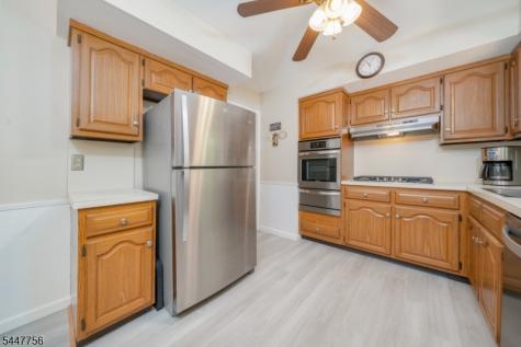 51 Hilltop Avenue Berkeley Heights NJ 07922