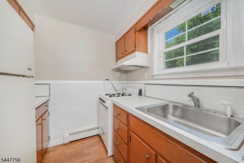 51 Hilltop Avenue Berkeley Heights NJ 07922