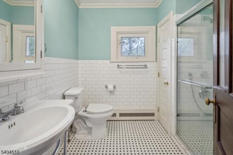 17 Three Gables Road Morris NJ 07960