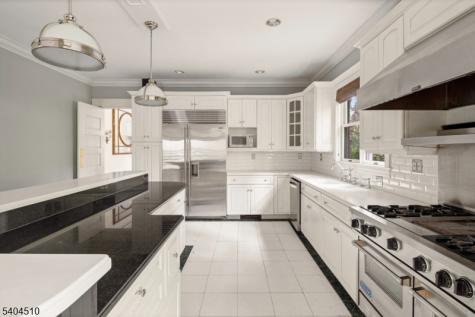 17 Three Gables Road Morris NJ 07960