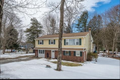 31 Penn Avenue Andover NJ 07860