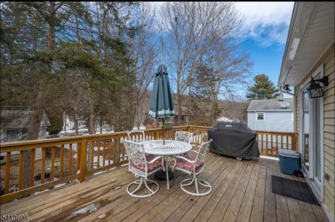 31 Penn Avenue Andover NJ 07860