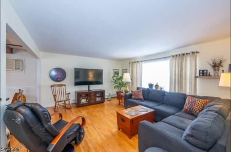 31 Penn Avenue Andover NJ 07860